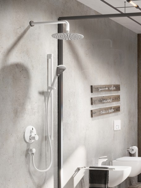 Na zdjęciu przedstawiony jest termostat podtynkowy KLUDI BALANCE White z zestawem natryskowym i głowicą górną