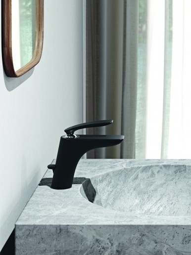 Na zdjęciu widzimy baterię umywalkową KLUDI BALANCE