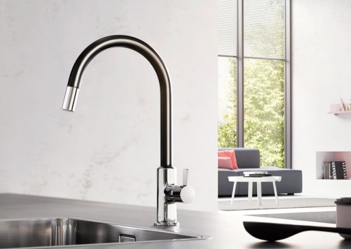Na zdjęciu zaprezentowana jest armatura kuchenna KLUDI BINGO STAR XS z wyciąganą wylewką 