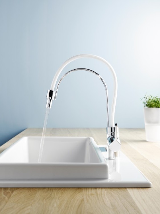 Zdjęcie przedstawia baterię kuchenną KLUDI BINGO STAR