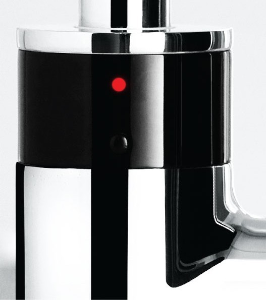 Zdjęcie przedstawia detale baterii do kuchni KLUDI E-GO 