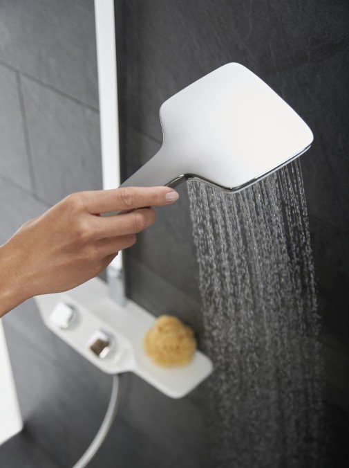 Ergonomiczna rączka natryskowa Na zdjęciu widzimy ergonomiczną rączkę natrysku