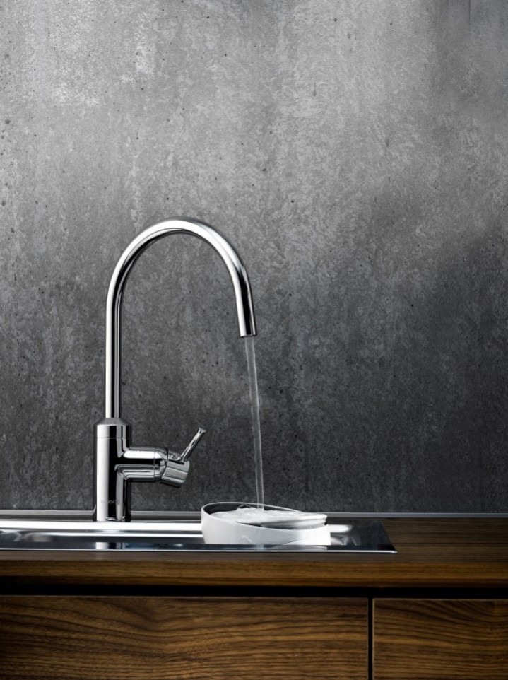 Fotografia prezentuje baterię kuchenną KLUDI BOZZ